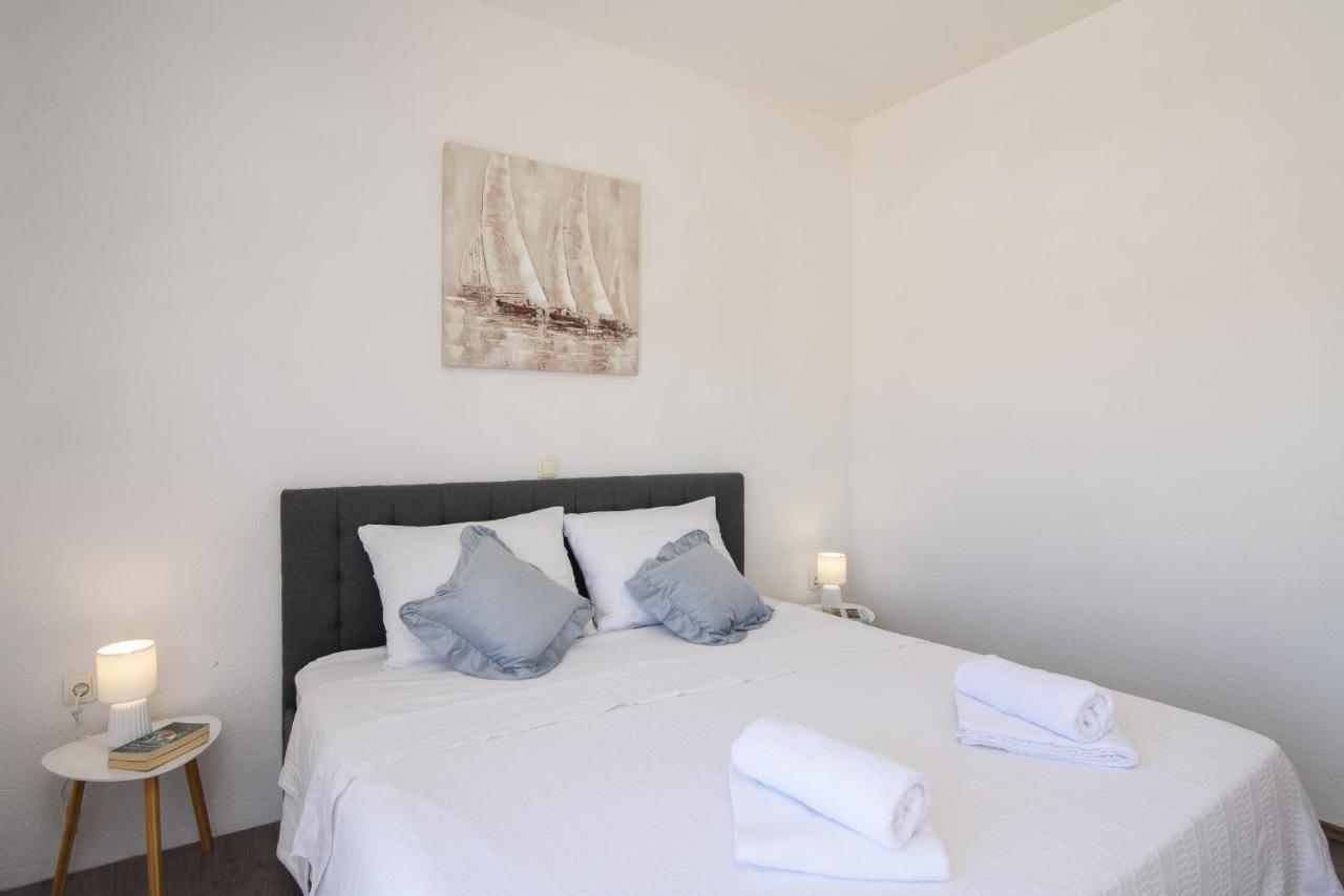 Mare&Antonio Apartment Трогир Екстериор снимка