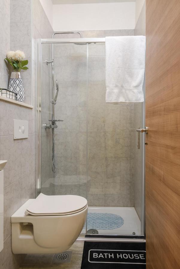 Mare&Antonio Apartment Трогир Екстериор снимка