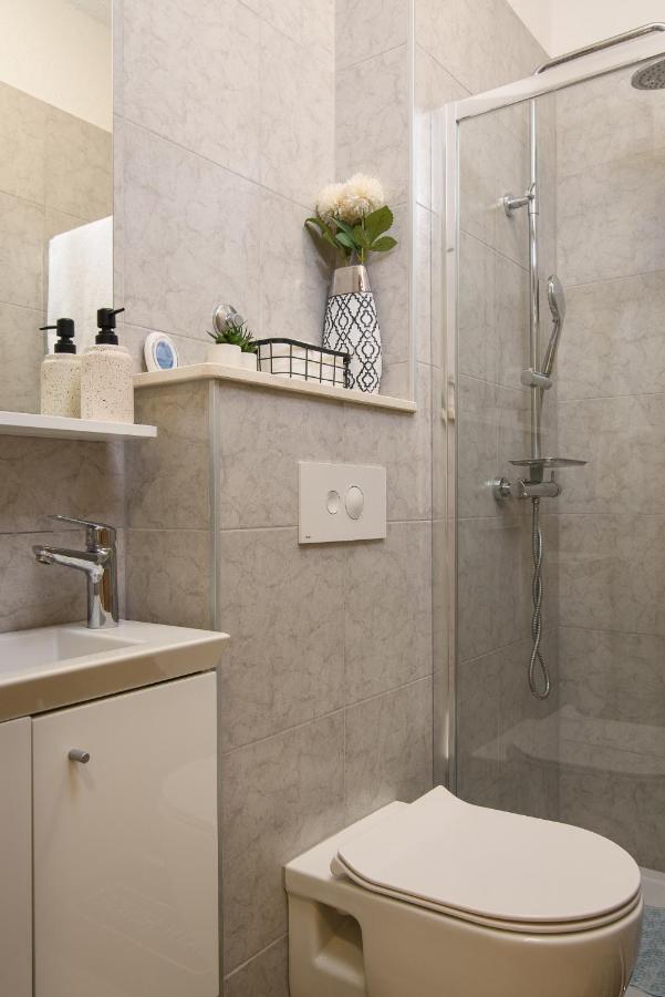 Mare&Antonio Apartment Трогир Екстериор снимка