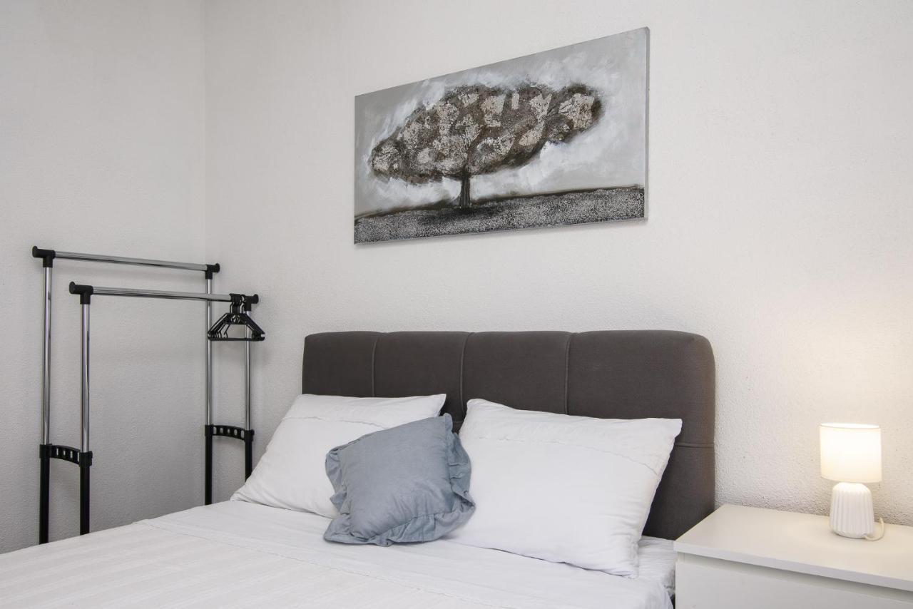 Mare&Antonio Apartment Трогир Екстериор снимка